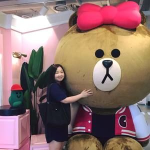 Meet your Posher, Helen